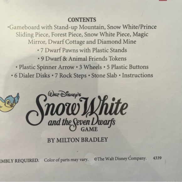 Vintage Milton Bradley Disney Snow White & The Seven Dwarfs 3D Board Game Sealed - Picture 4 of 4